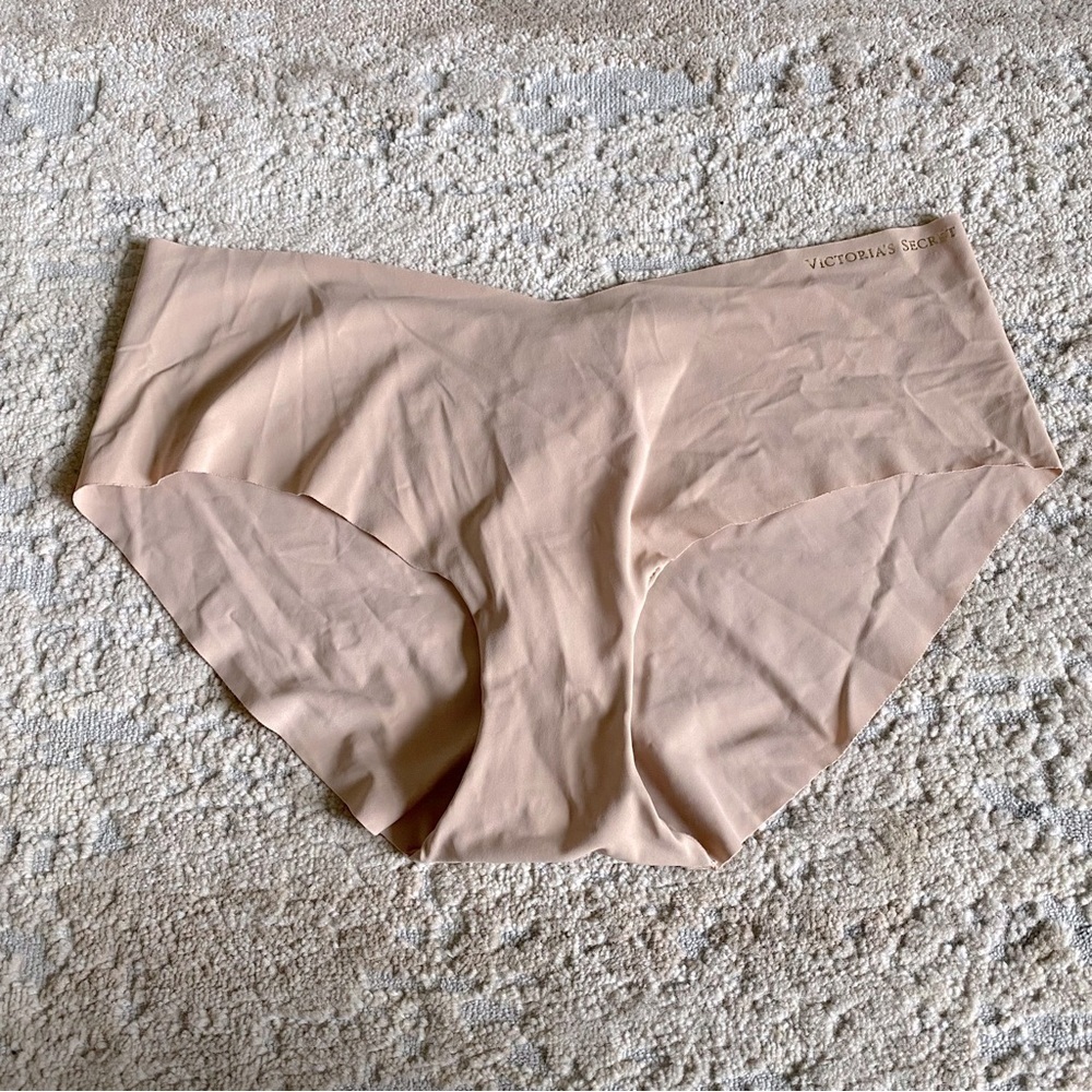 Victoria’s Secret Hip Hugger Hipster Nude Skin Microfiber Panties: Large